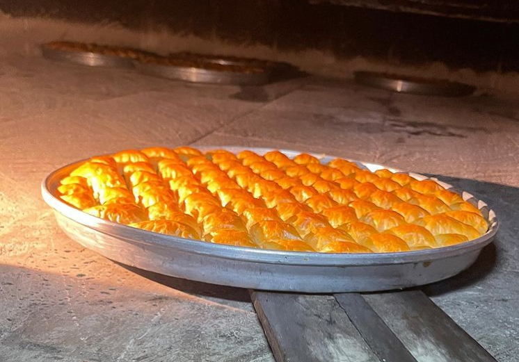 Taş Fırında Odun Ateşinde 